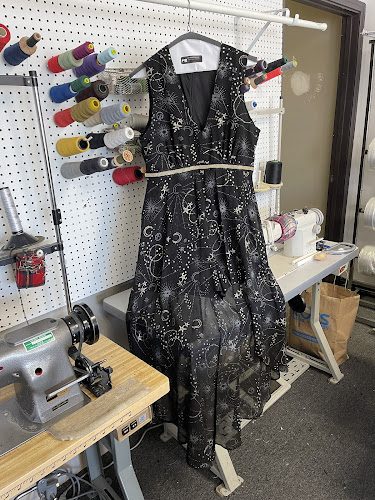 Ali’s Alterations