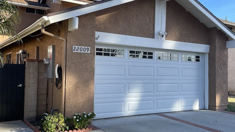 Alteration & Sewing by Insi