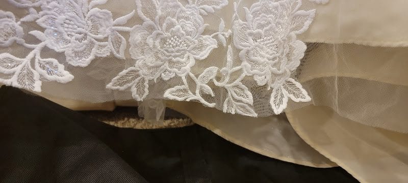 Alterations and Asian Market