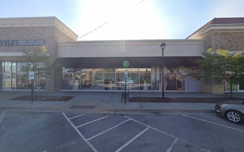 Alterations by David’s Bridal Independence MO