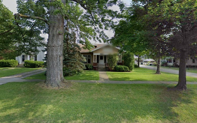 Alterations & More W Robin Llc