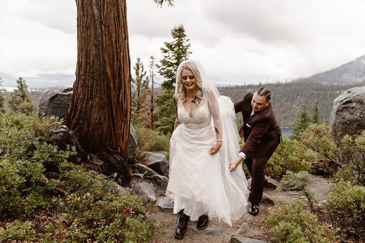 Annie’s Styles & Stitches