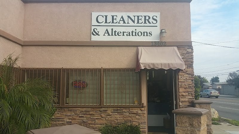 Dana’s Cleaners
