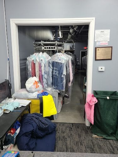 Dapper Cleaners and Alterations