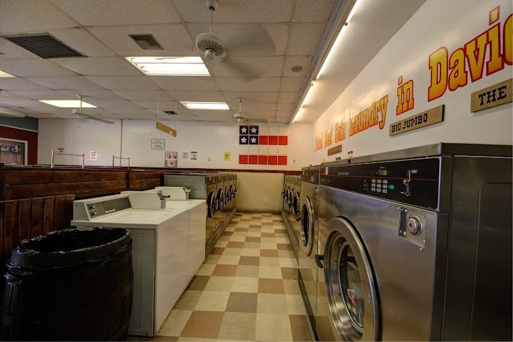 DAVIE COIN LAUNDRY