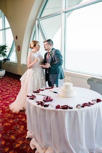 Deforest Alterations & Bridal Sewing