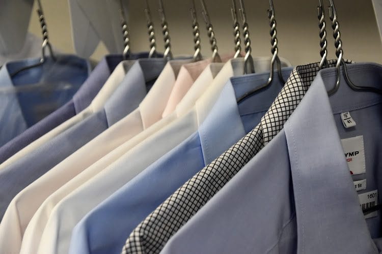 Deluxe Cleaners & Alterations