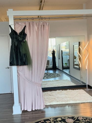 Dressmaking & Alterations By Linda