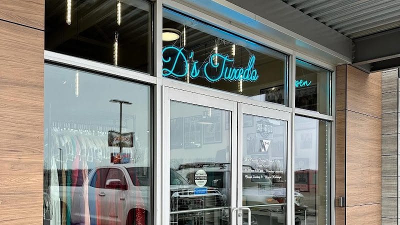 D’s Tuxedo Formal Wear & Gifts LLC
