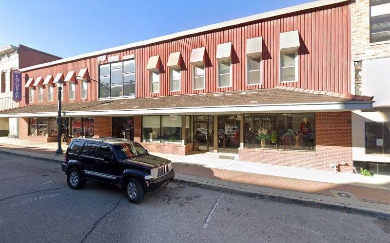 Elizabeth’s Clothing-Tailoring