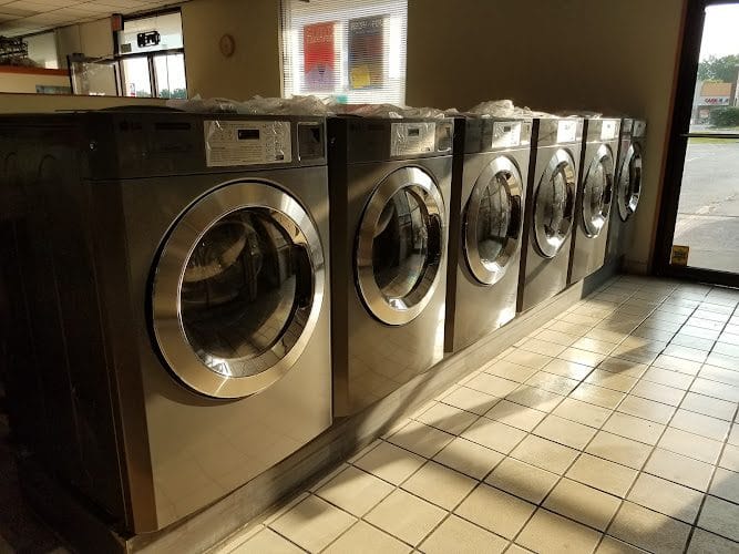 Fenton Dry Cleaners & Coin Laundry