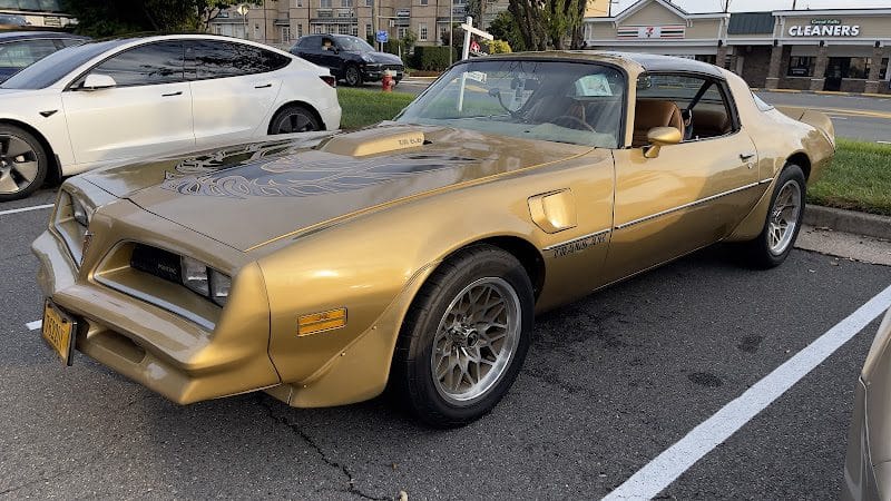 Great Falls Cleaners & Lucy’s Tailor