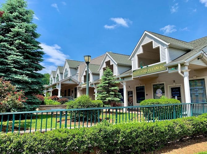 Hannah’s Blue Star Cleaners