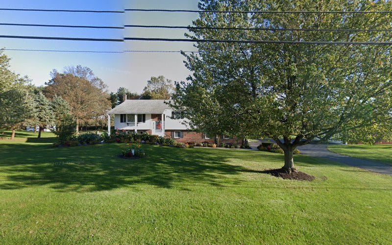 Janet’s Alterations & Drapes