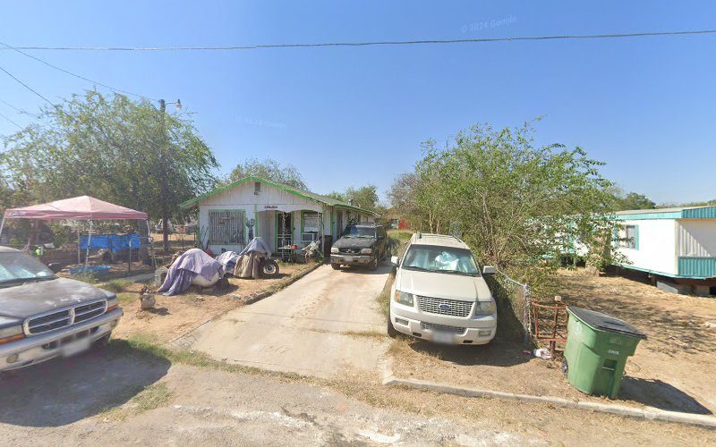 Kila’s Costume Boutique By Lydia Tovar Mata