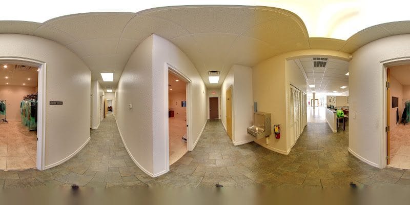 La France Linen, Dry Cleaning & Alterations