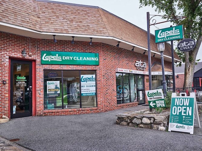 Lan’s Lapels Cleaners – Concord