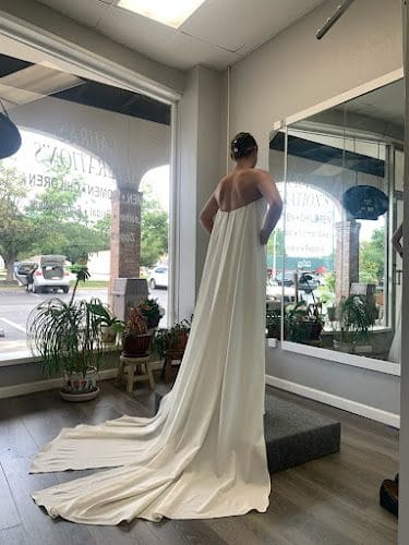 Laura’s Alterations