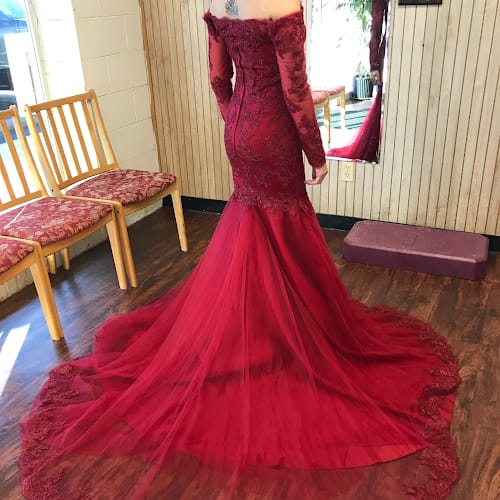 Lee’s Cleaning and Alterations