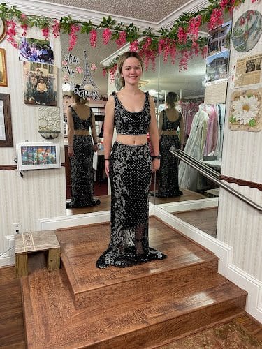 Lindalyn’s Alterations Clothing