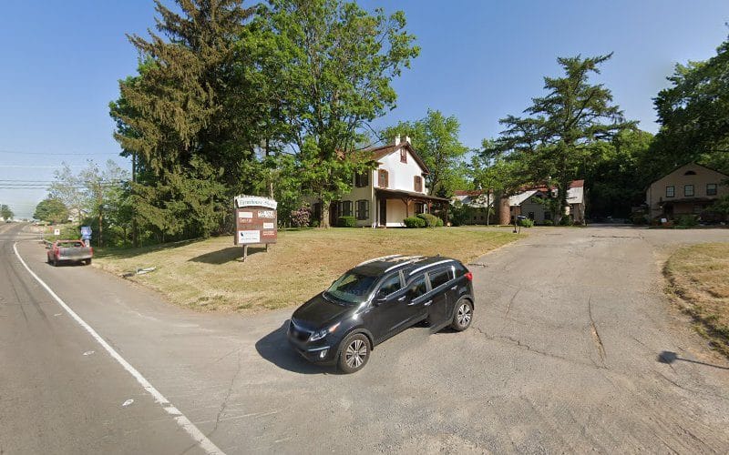 Loose Ends Alterations & Mending