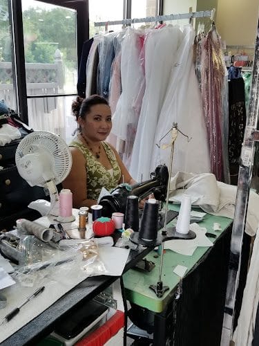 Lynn The Seamstress LLC.