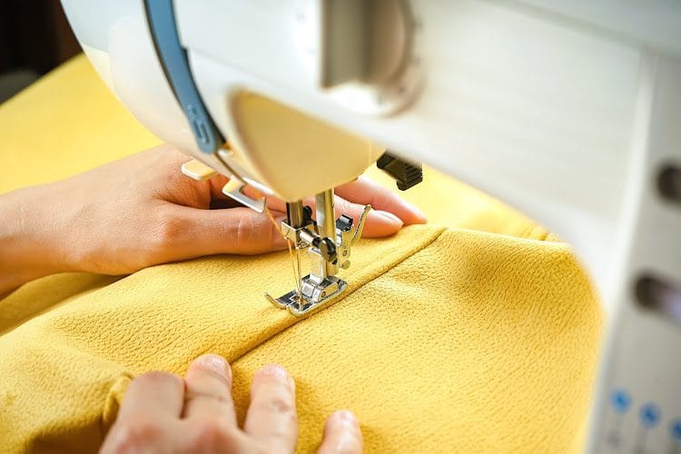 Lynna’s Sewing and Alterations