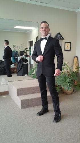 Mai’s Custom Tailoring