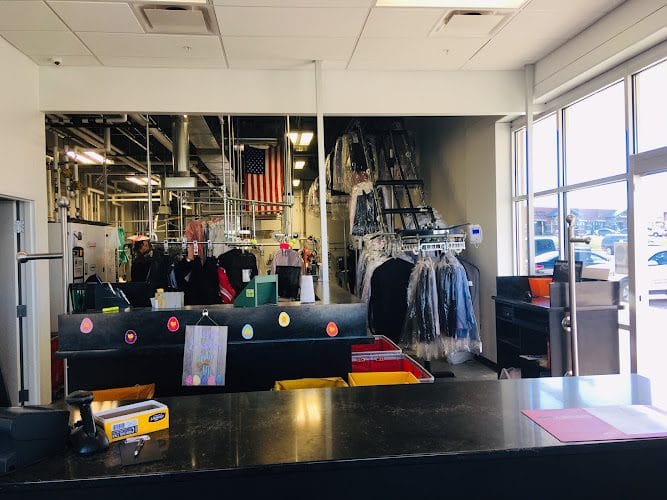 Max I. Walker — 204th & Pacific Store