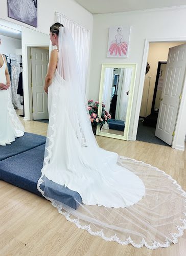 Nadia’s Alterations & Tailoring