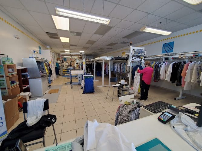 Oxxo Care Cleaners Miami Lakes