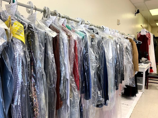 Pearland Tailor & Alterations
