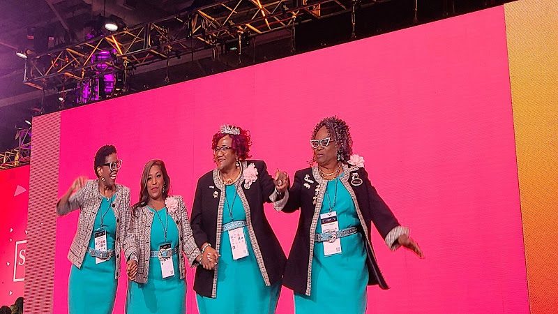 Royal Zee Custom Sewing and Alterations