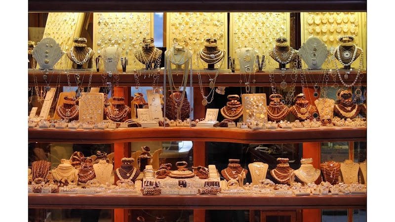 Sandy’s Majestic Pearls