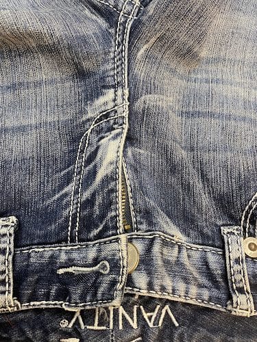 Seamstress Alterations and Mends