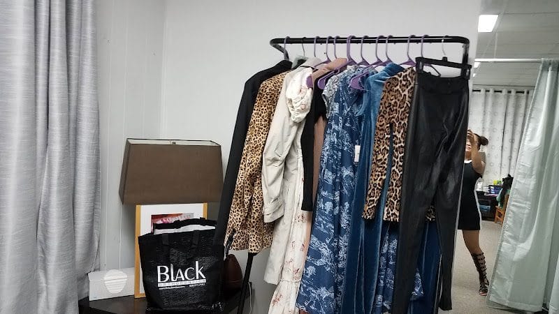 Sew & Sew Custom Sewing and Alterations