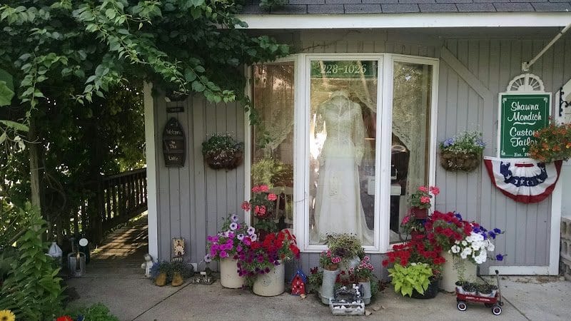 Shawna Mondich Custom Tailor