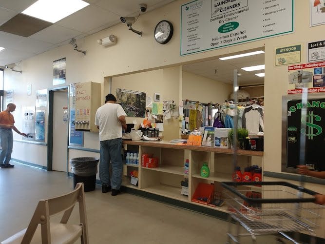 Springfield Plaza Laundromat & Cleaners