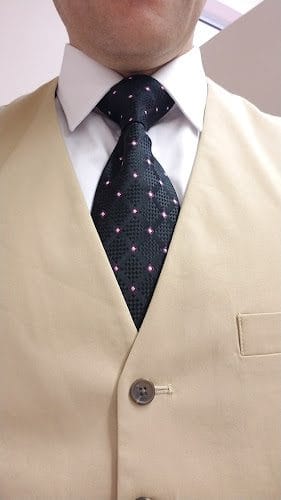 Tequesta’s Hometown Cleaners & Tailors