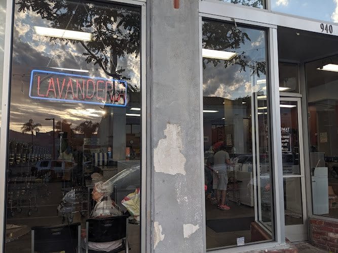 The Laundromat of San Pedro