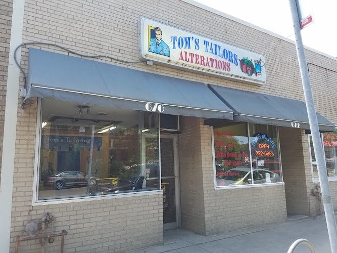 Tom’s Tailor