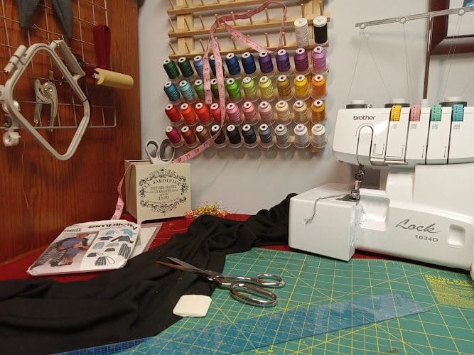 Top Hat Fibers and Sewing