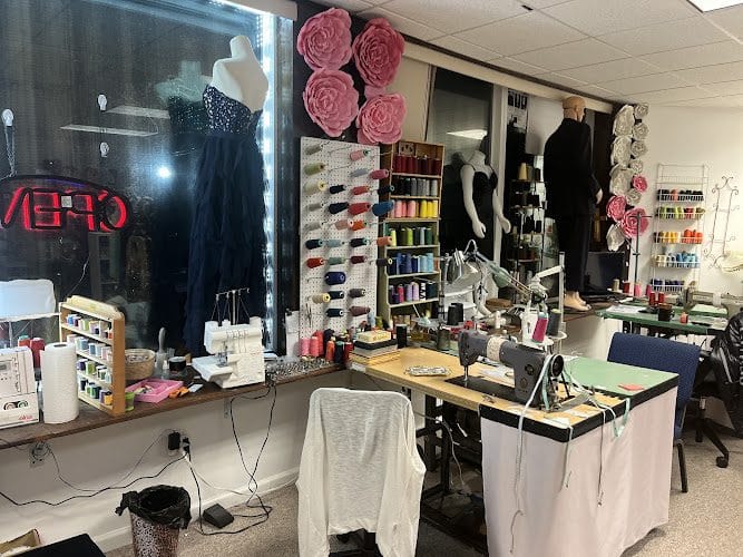 Virginia’s Fashion LLC